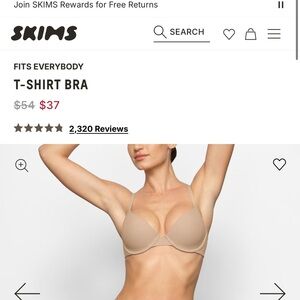 SKIMS fits everybody t shirt bra